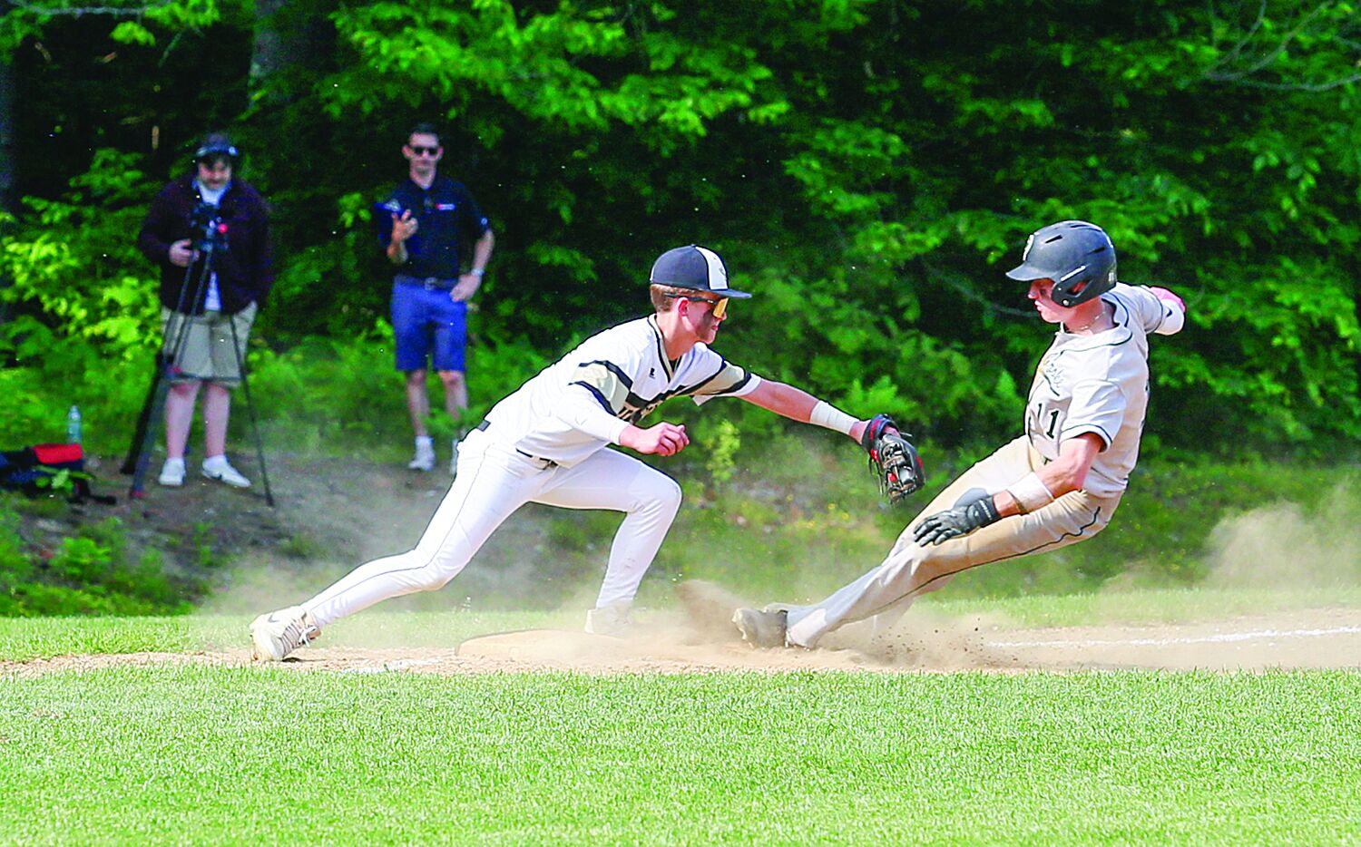 Pembroke scores late to end Kennett's playoff run